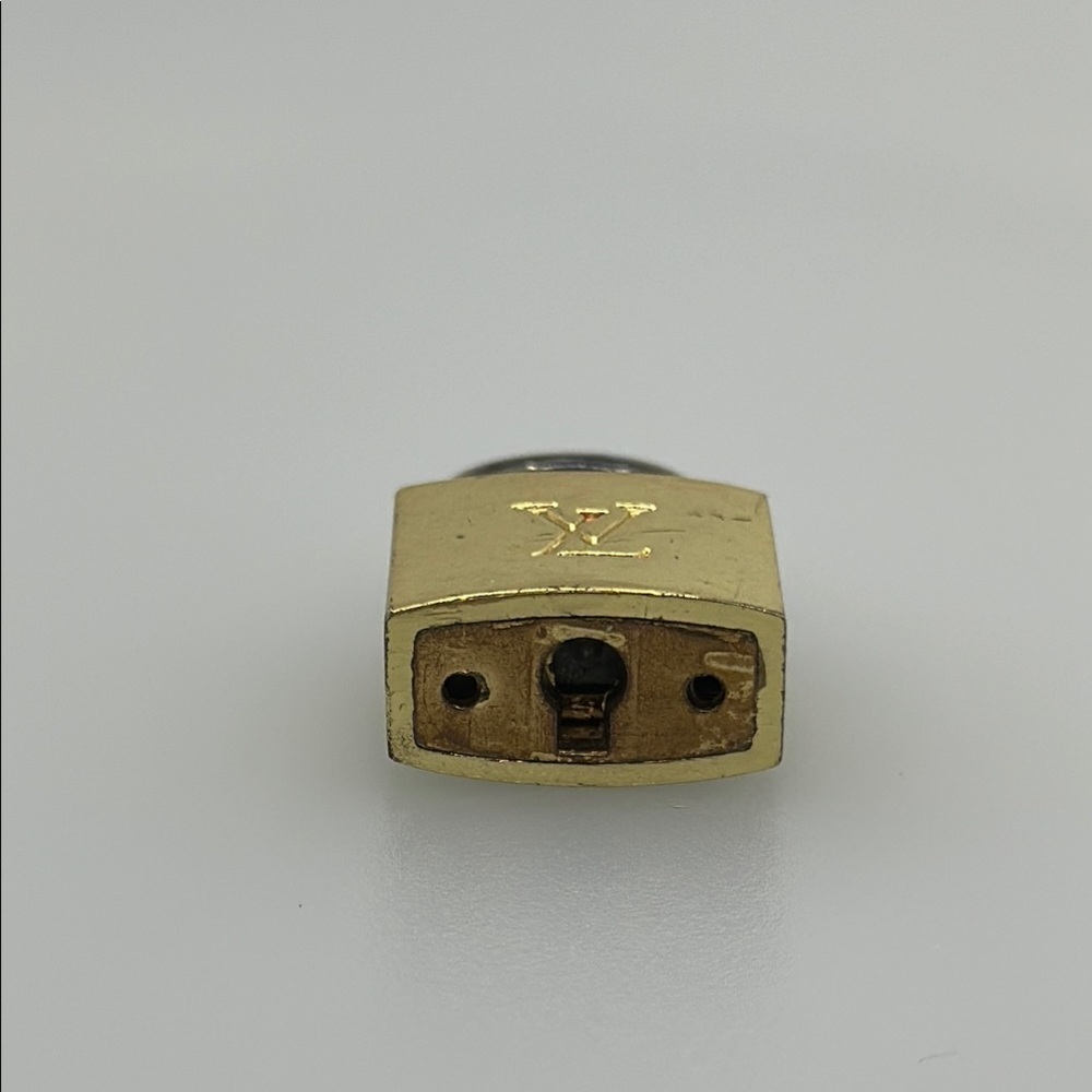 VINTAGE LOUIS VUITTON LOCK 100% AUTHENTIC​ - Picture 4 of 4